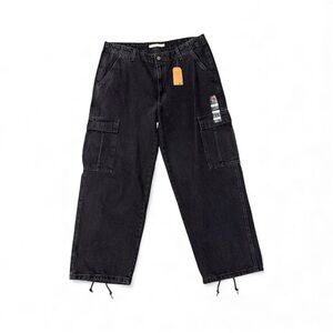 NWT Levi’s baggy 94 women’s  black cargo jeans size 32